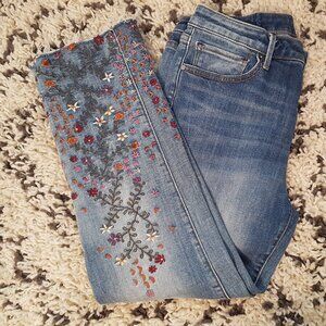 DRIFTWOOD CANDACE CROP STRAWBERRY BLOSSOM EMBROIDERED JEANS